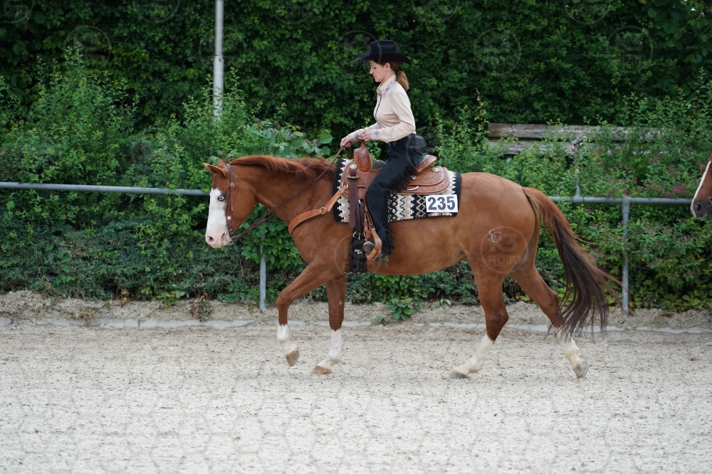 s_A9_09109.jpg
